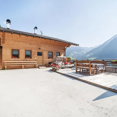 Innergasserhof Enzian 아파트