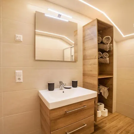 Innergasserhof Enzian 아파트 산 마르티노
